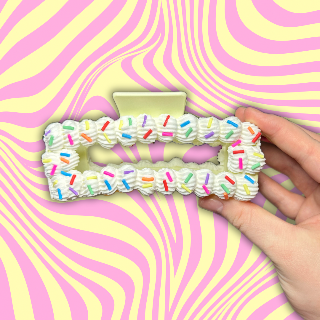 Classic Cake Clips