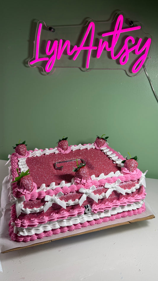 Strawberries & Cream cash box